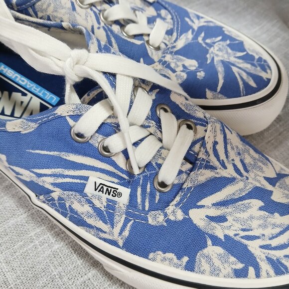 Vans UltraCush Hawiian Tropical Blue and White Floral Skate Sneaker Women's 7 - Picture 7 of 7